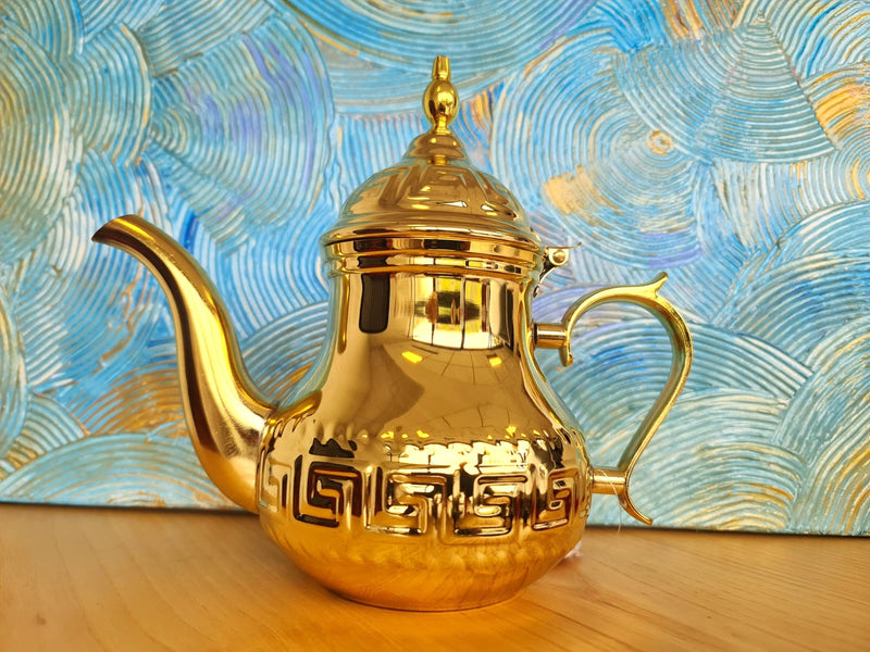 Théière dorée 1.6L - versas horizontal