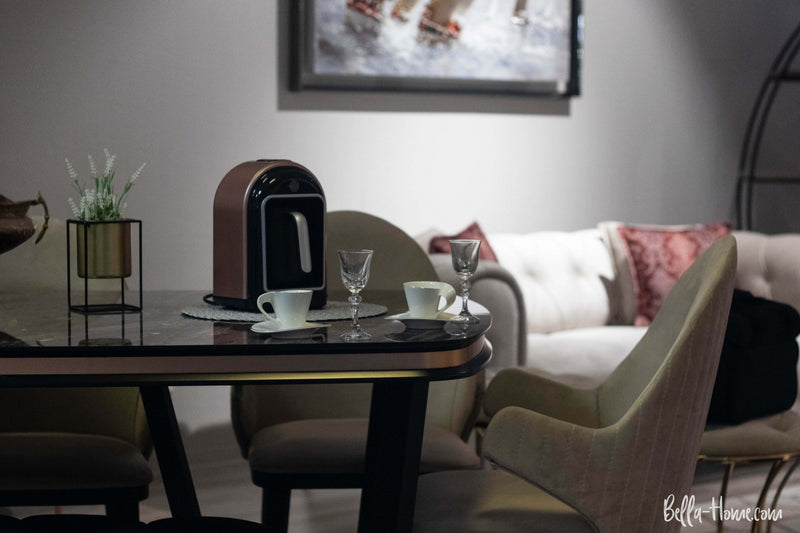 KARACA SPIRE Tasses à café et Machine à café turc HATIR MOD et verres à pied- Kahve fincan takimi ve Türk kahve makinesi ve kahve yani bardagi