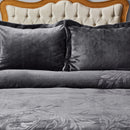 KARACA HOME  MADELIN  Set de couvre lit anthracite  2 personnes KARACA HOME  MADELIN  Antrasit embos çift kişilik yatak örtüsü set KARACA HOME MADELIN  Anthrazitfarbene Embos-Doppelbettdecke 