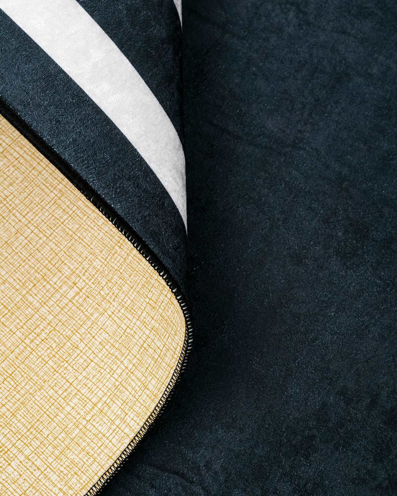 BELLA TAPIS VERSACE Noir et Blanc Tapis lavable antidérapant et antibactérien- Bella-Home: art de la table, verrerie, trousseau de mariée, décoration